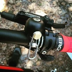 Unbranded Guoxing Bike Bell Classic Bicycle Bell For Bike Ring Bell Avec Sonorités Sonores Fortes Pour Guidon De Vélo De Montagne De Route Adultesnoir (1pcs) -Vélo fixie Soldes 549435995 max